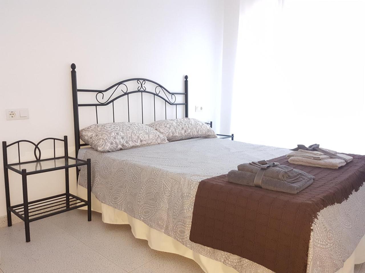 Apartamentos La Bastida توتانا المظهر الخارجي الصورة